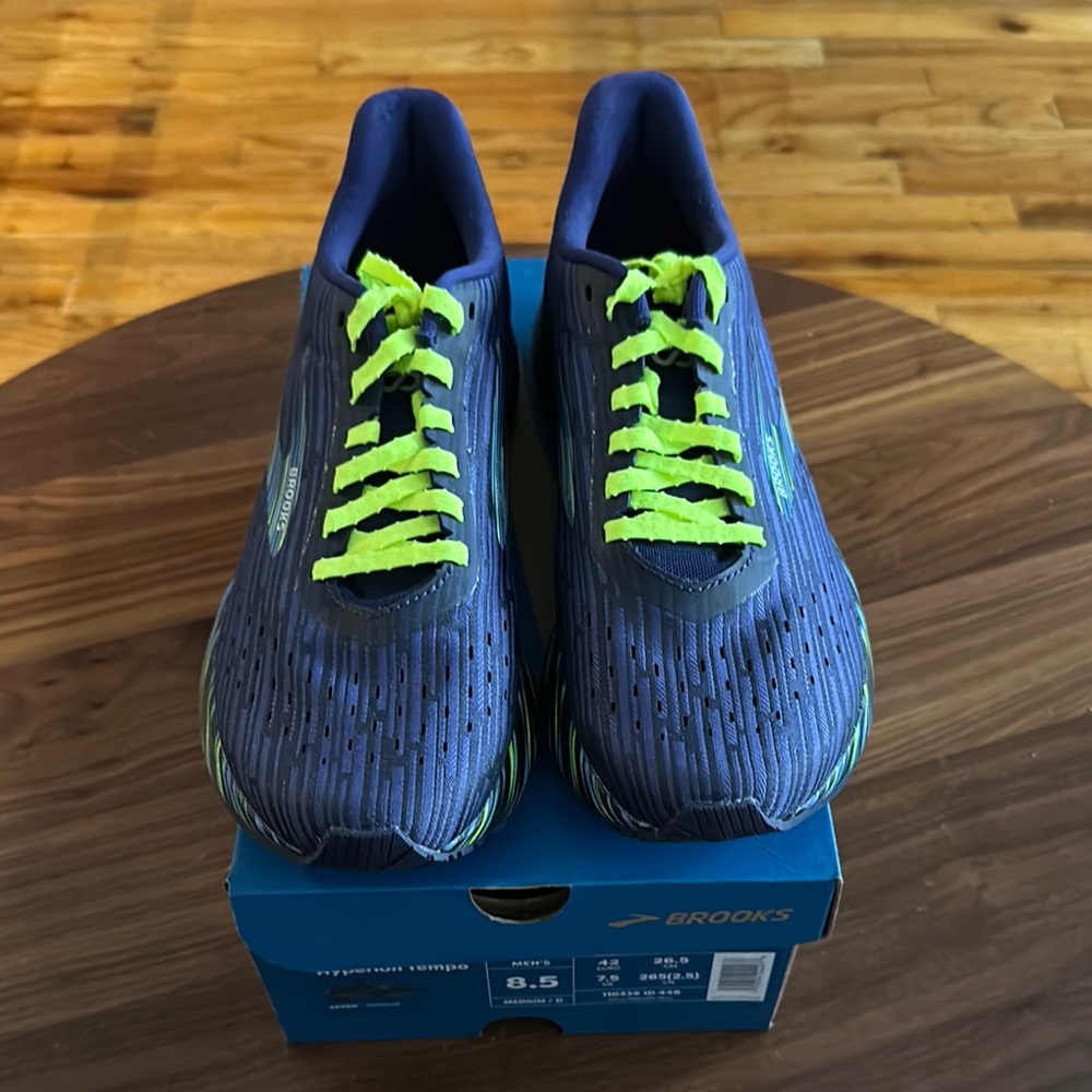Brooks Hyperion Tempo Running Shoes (Men’s 8.5)